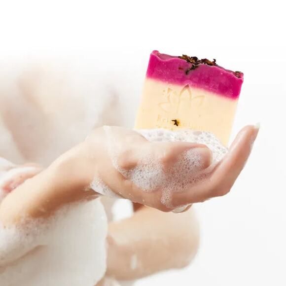 Natural Soap Bar with Kaolin Clay and Rose Water - Picture 8 of 10